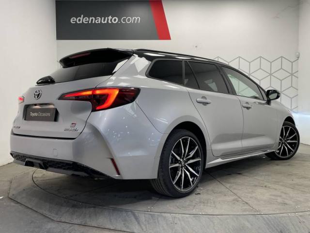 Toyota Corolla image 2
