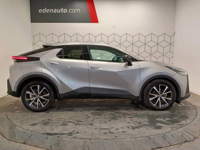 Toyota C-Hr image 8