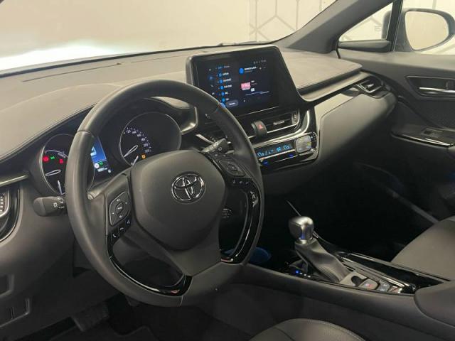 Toyota C-Hr image 3