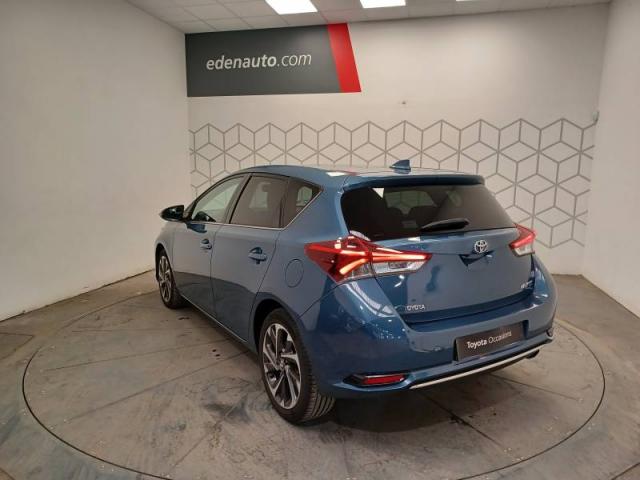 Toyota Auris image 9