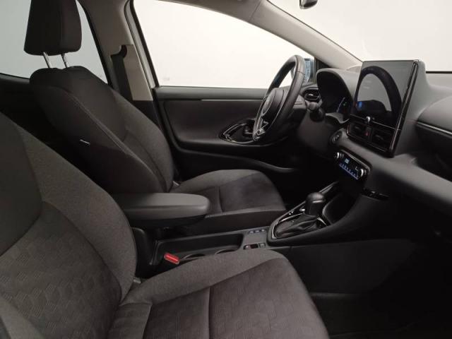 Toyota Yaris image 9