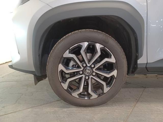 Toyota Yaris image 2