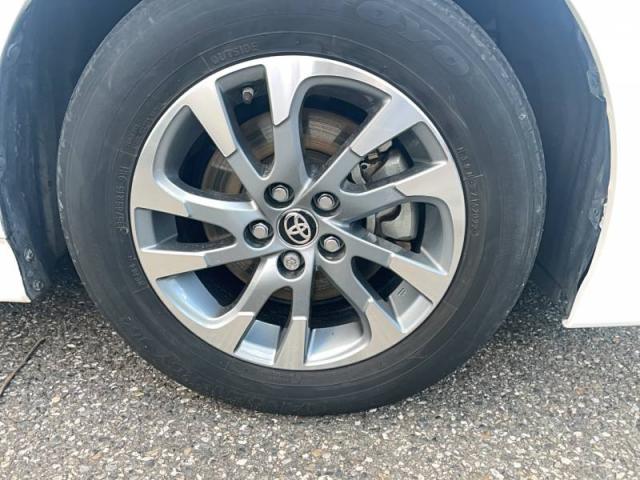 Toyota Prius image 9