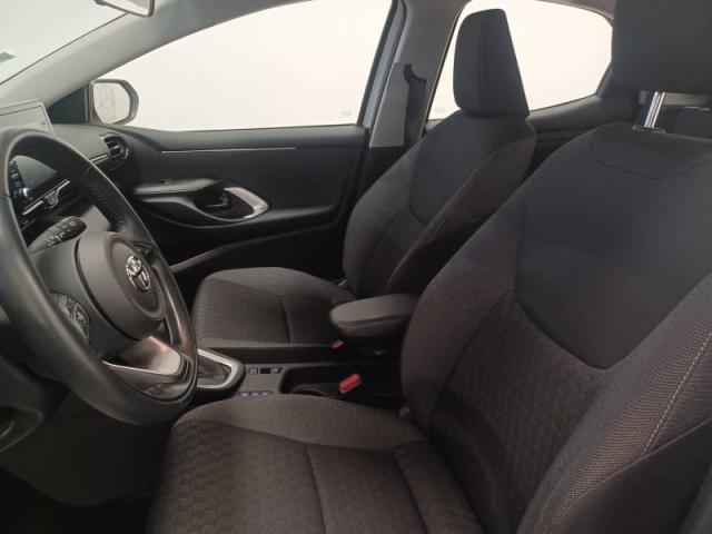 Toyota Yaris image 3