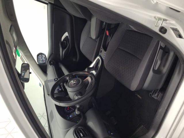 Toyota Yaris image 3