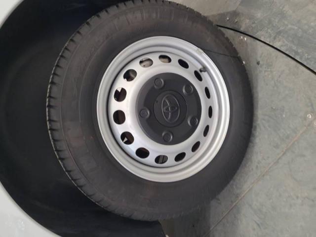 Toyota Proace image 2