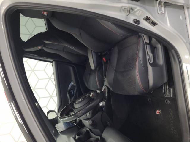 Toyota Yaris image 9