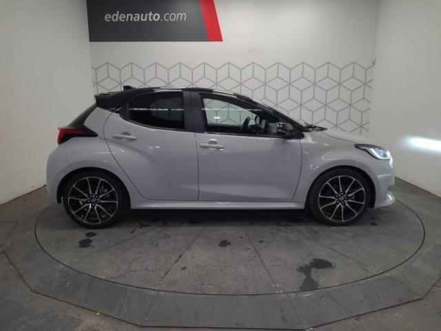 Toyota Yaris image 8