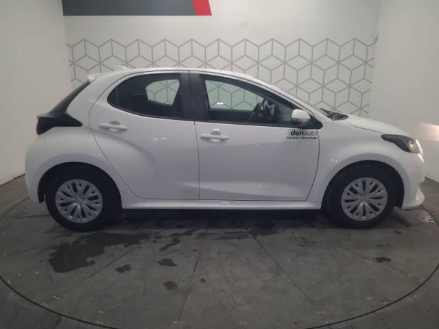 Toyota Yaris image 3