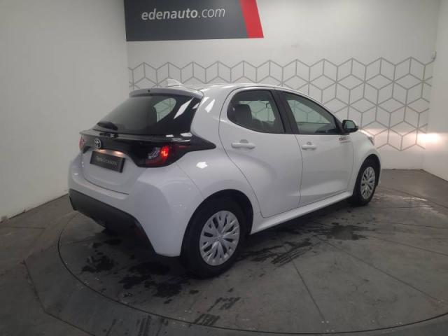 Toyota Yaris image 2