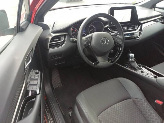 Toyota C-Hr image 1