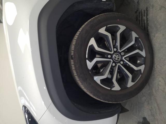 Toyota Yaris image 9