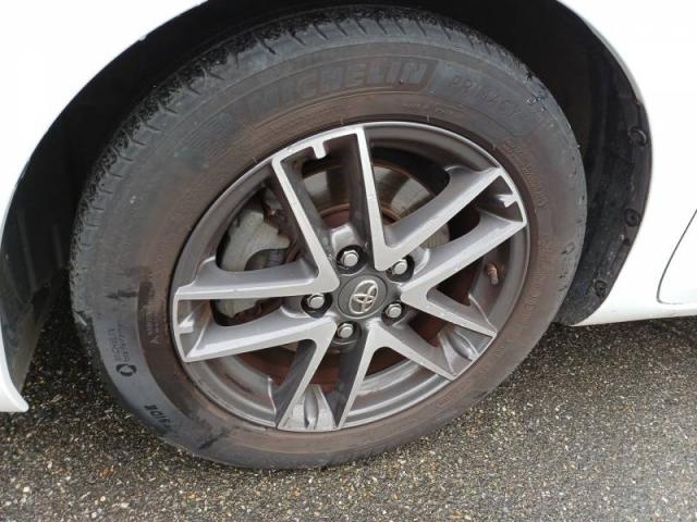 Toyota Auris image 7