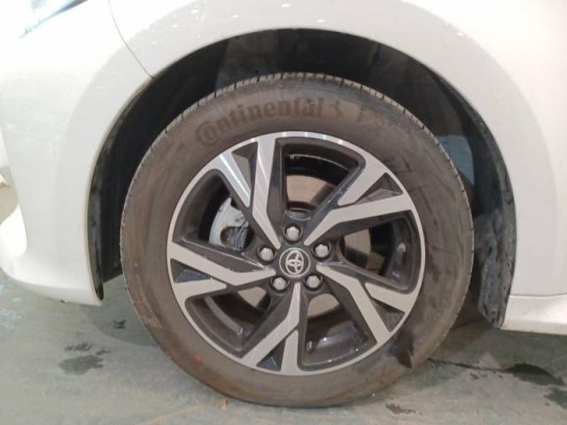 Toyota Yaris image 6