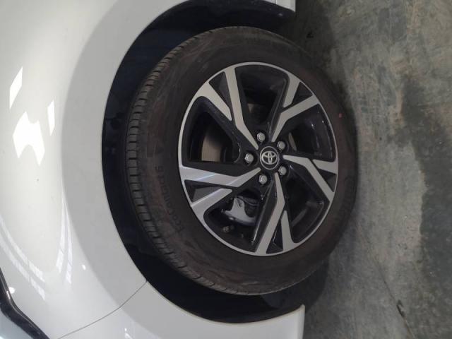 Toyota Yaris image 2