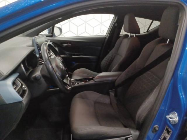Toyota C-Hr image 8