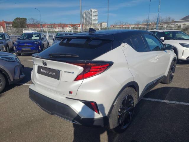 Toyota C-Hr image 6