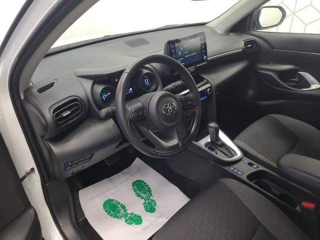 Toyota Yaris image 2