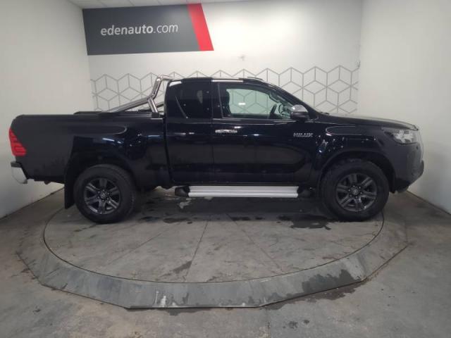 Toyota Hilux image 9