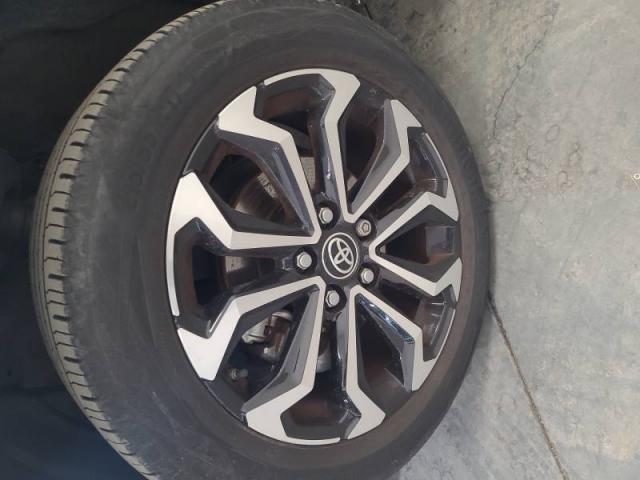 Toyota Yaris image 8