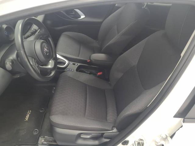 Toyota Yaris image 6