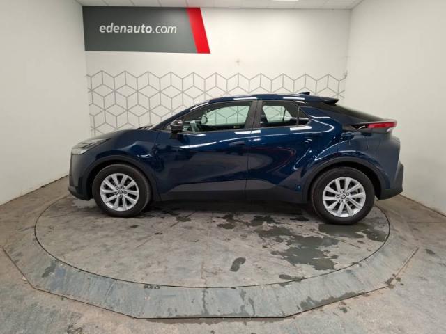 Toyota C-Hr image 8