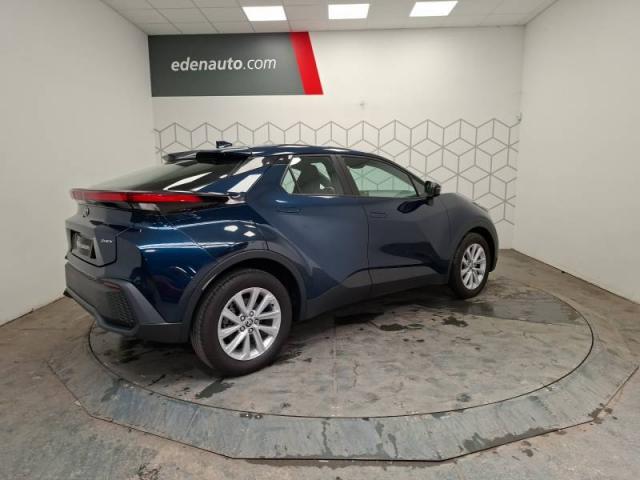 Toyota C-Hr image 1