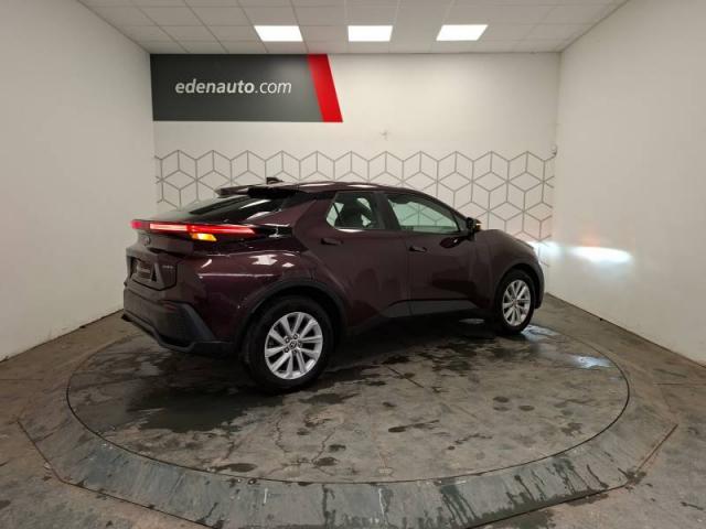 Toyota C-Hr image 9