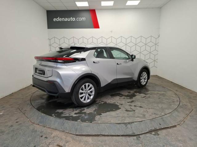 Toyota C-Hr image 6