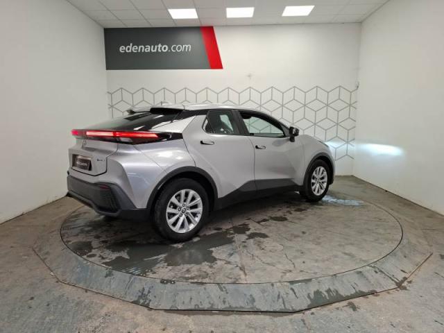 Toyota C-Hr image 8