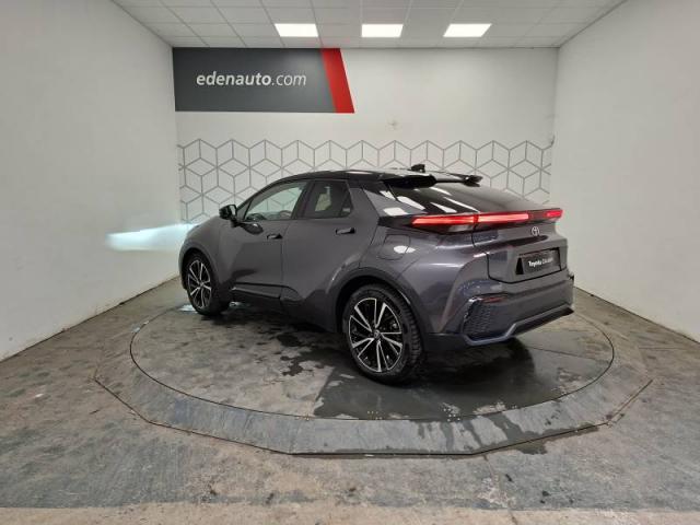 Toyota C-Hr image 1