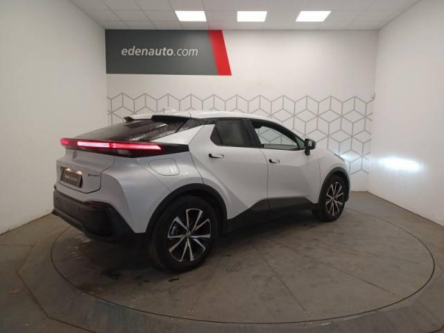 Toyota C-Hr image 8