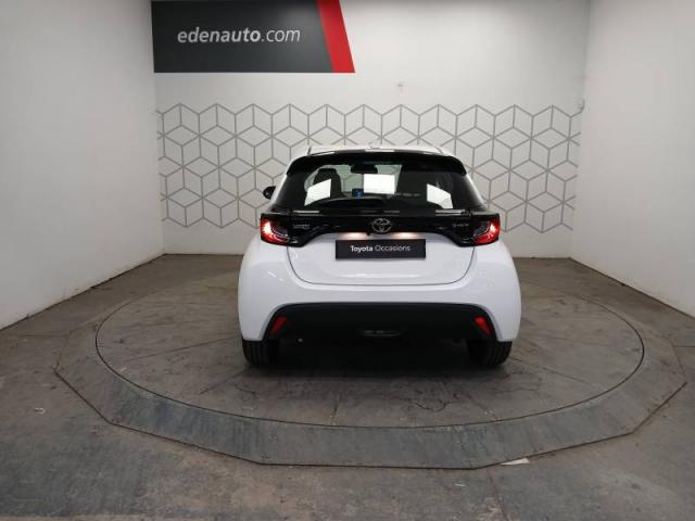 Toyota Yaris image 2
