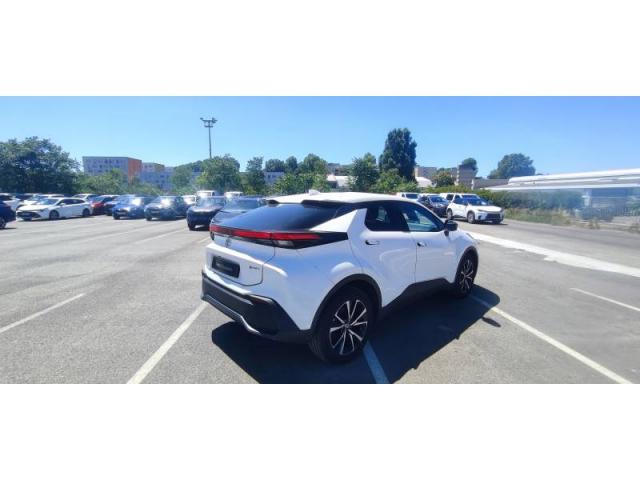 Toyota C-Hr image 9