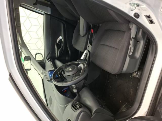 Toyota Yaris image 6