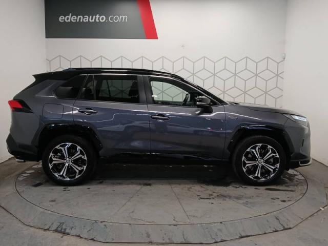 Toyota Rav4 image 6