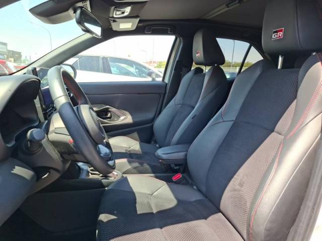 Toyota Yaris image 4