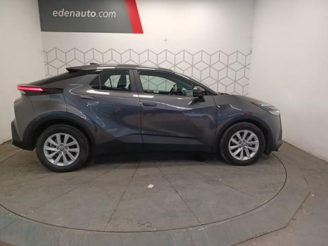 Toyota C-Hr image 4