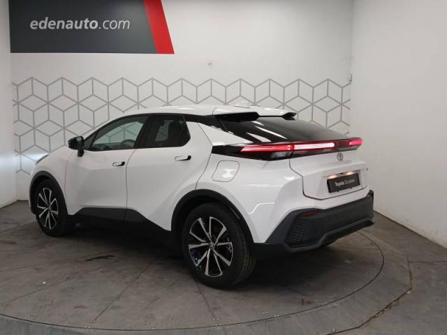 Toyota C-Hr image 6