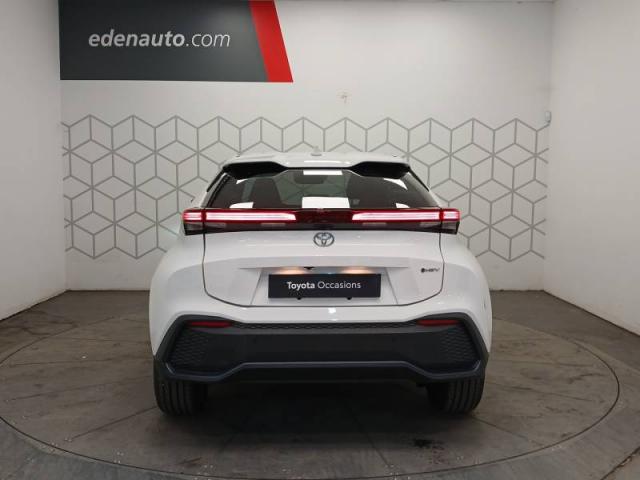 Toyota C-Hr image 9