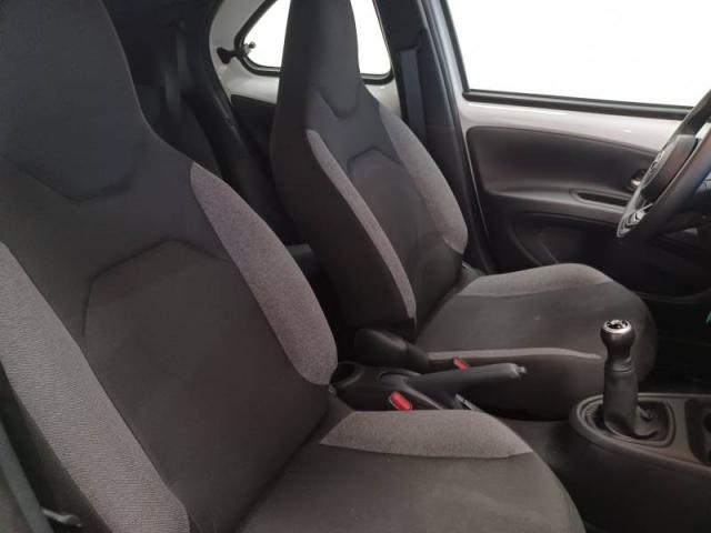 Toyota Aygo X image 2