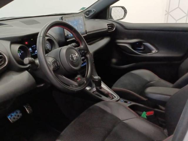 Toyota Yaris image 6