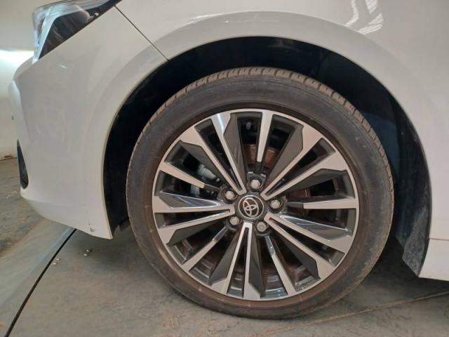 Toyota Corolla image 5