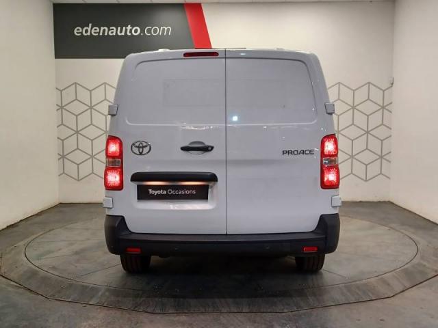 Toyota Proace image 2