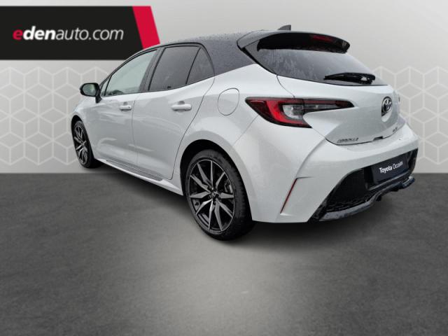 Toyota Corolla image 8