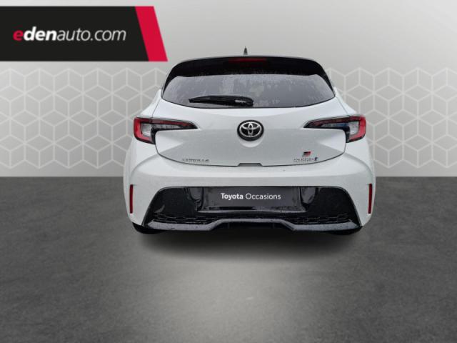 Toyota Corolla image 6