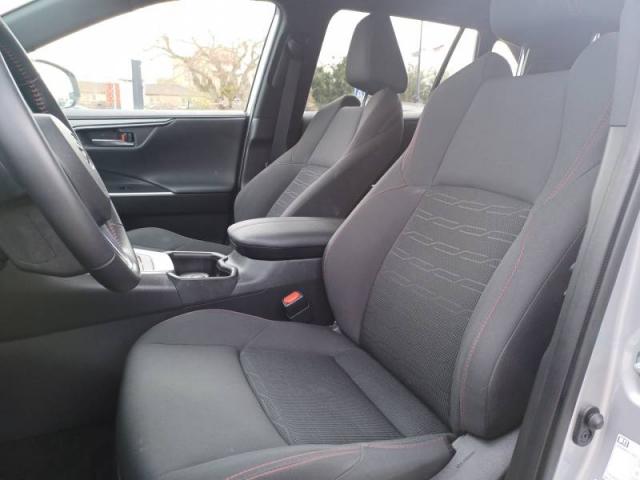 Toyota Rav4 image 9