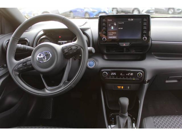 Toyota Yaris image 2