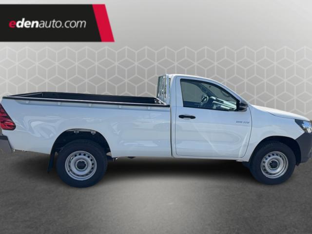 Toyota Hilux image 9