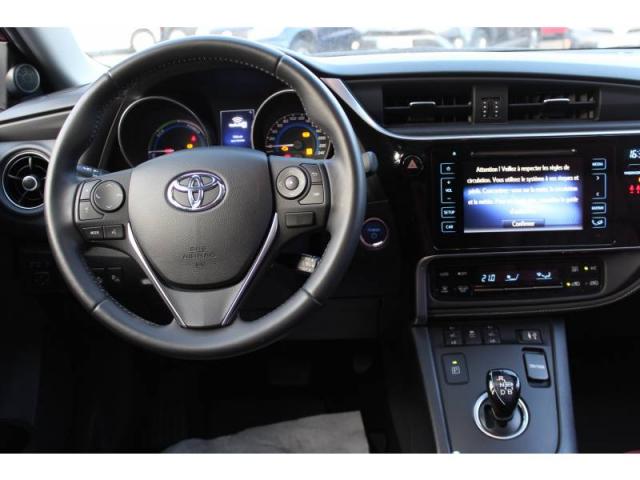 Toyota Auris image 4